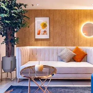 ❈ Tropicana 218 By Alv ❈ , George Town Malaysia
