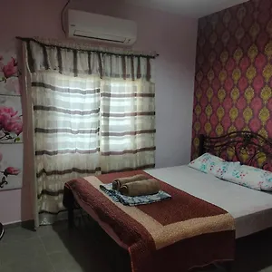 https://maxim-apartment.tophotelslangkawi.com