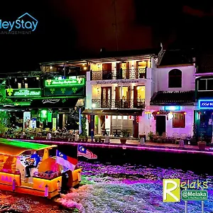 Wayfarer Jonker Street By Heystay Management ** Malacca